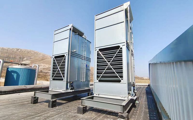 ORC power plant dry cooler array